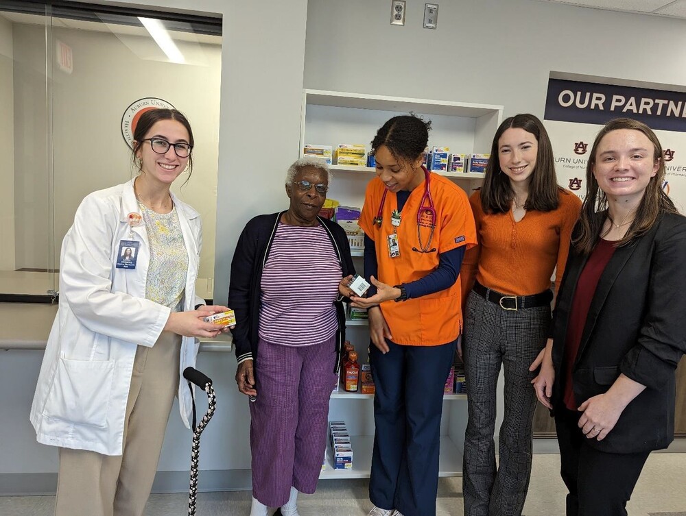 AU students with auburn housing screeing participant