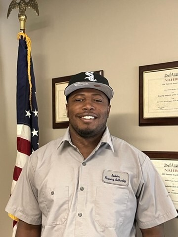 Tyrin Giddens Maintenance member