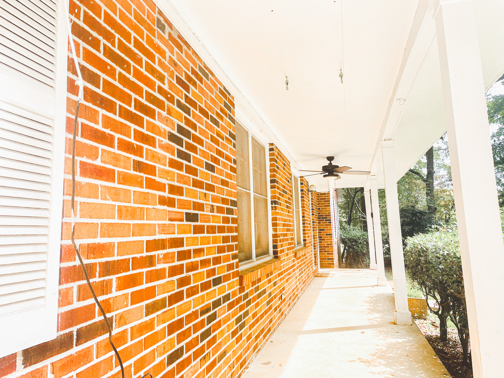 311 Hillcrest Court