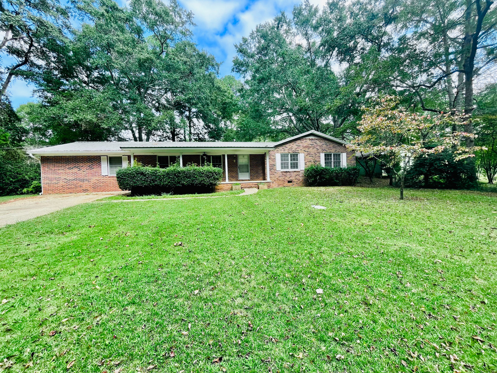 311 Hillcrest Court at 311 Hillcrest Court