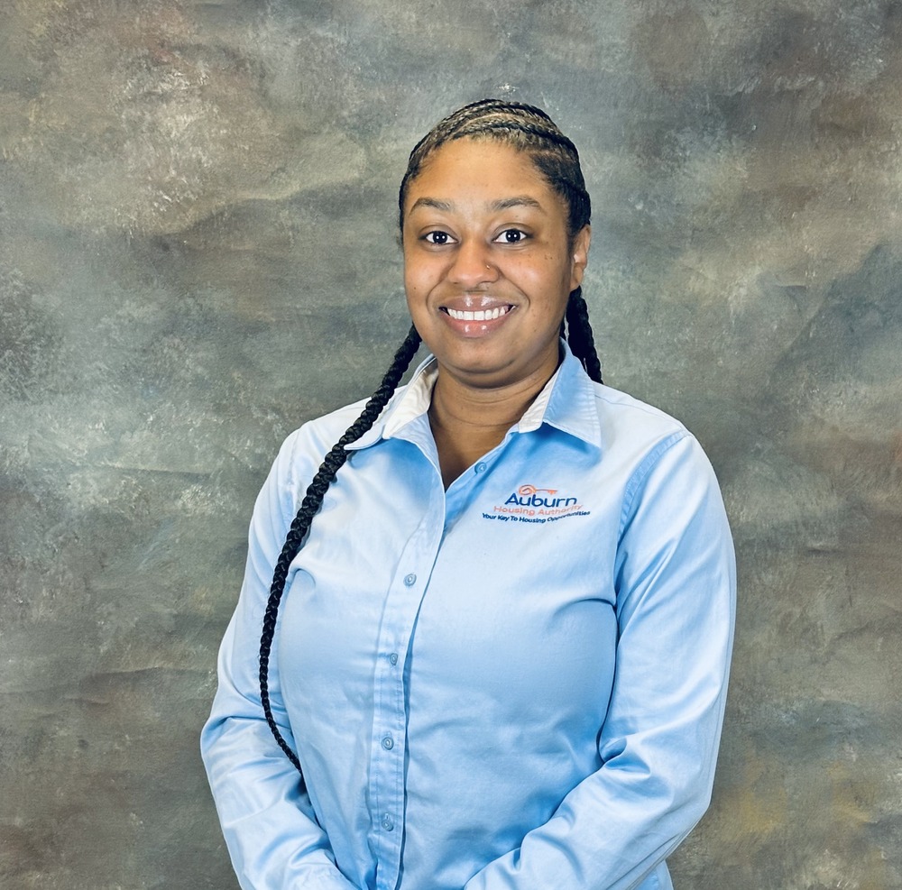 Dominique Moore Regional Property Manager Headshot